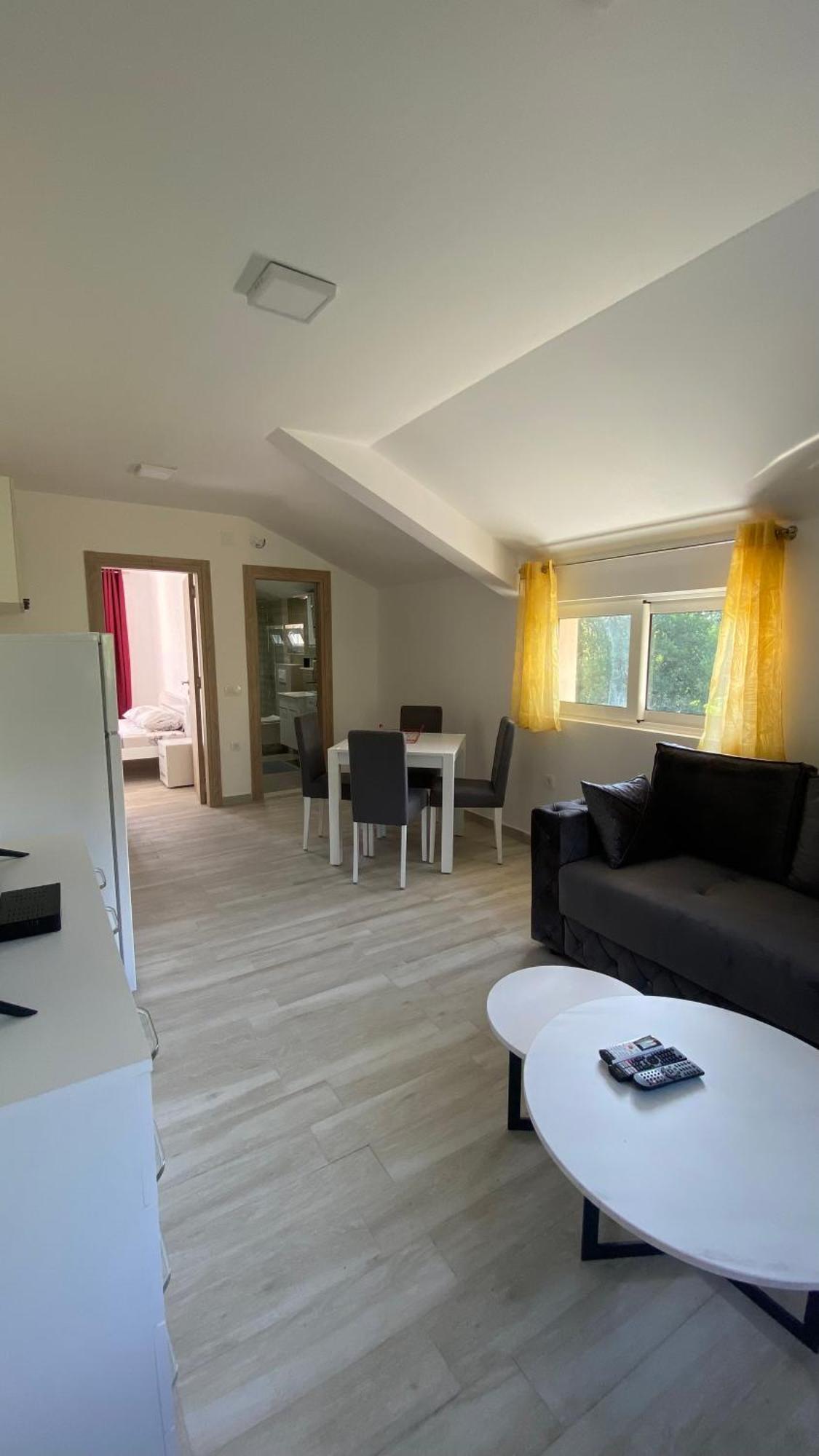 Apartments Two Olives Kotor Exterior photo